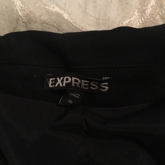 Express quarter sleeve black blazer size 10 - Picture 2 of 2